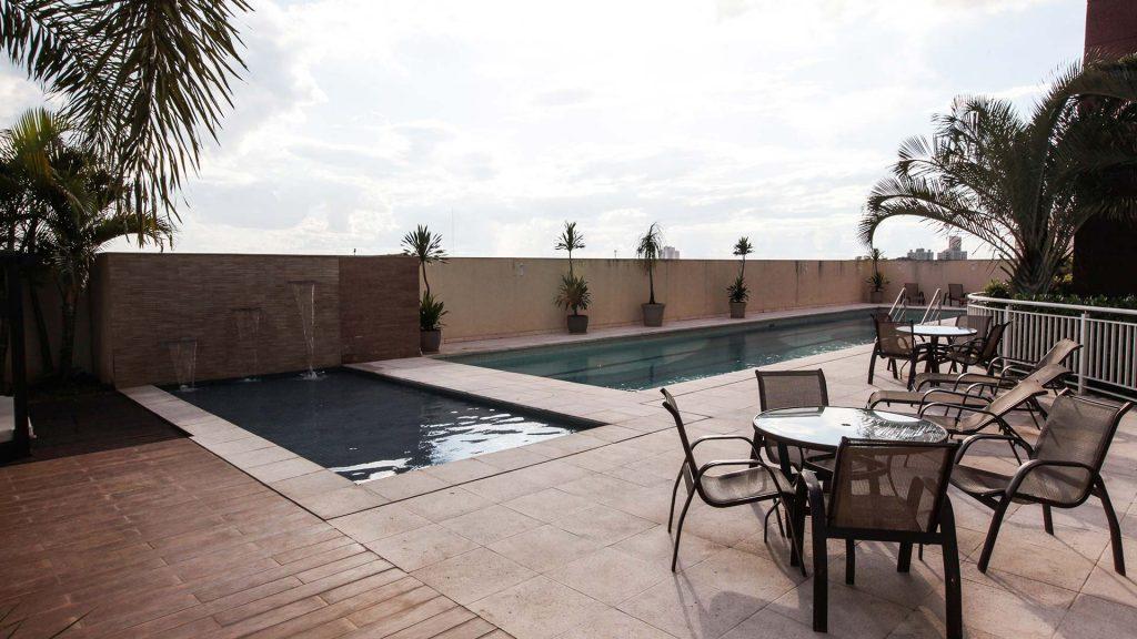 piscina delmond hotel 26
